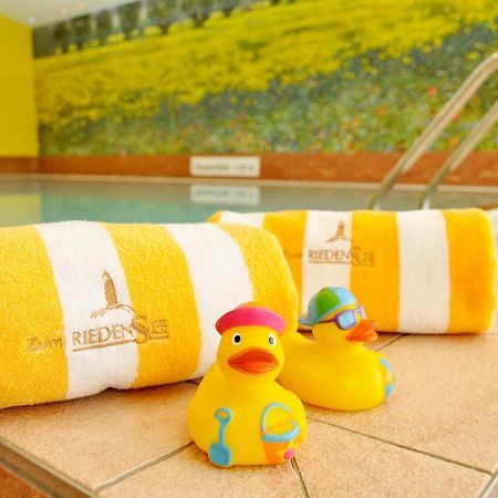 Pension Zum Riedensee Bastorf Ngoại thất bức ảnh