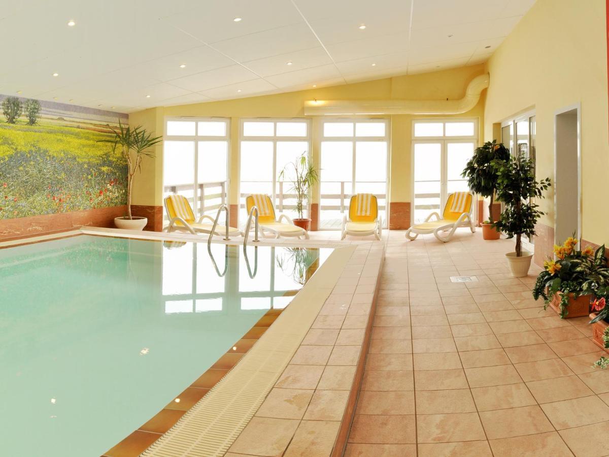 Pension Zum Riedensee Bastorf Ngoại thất bức ảnh
